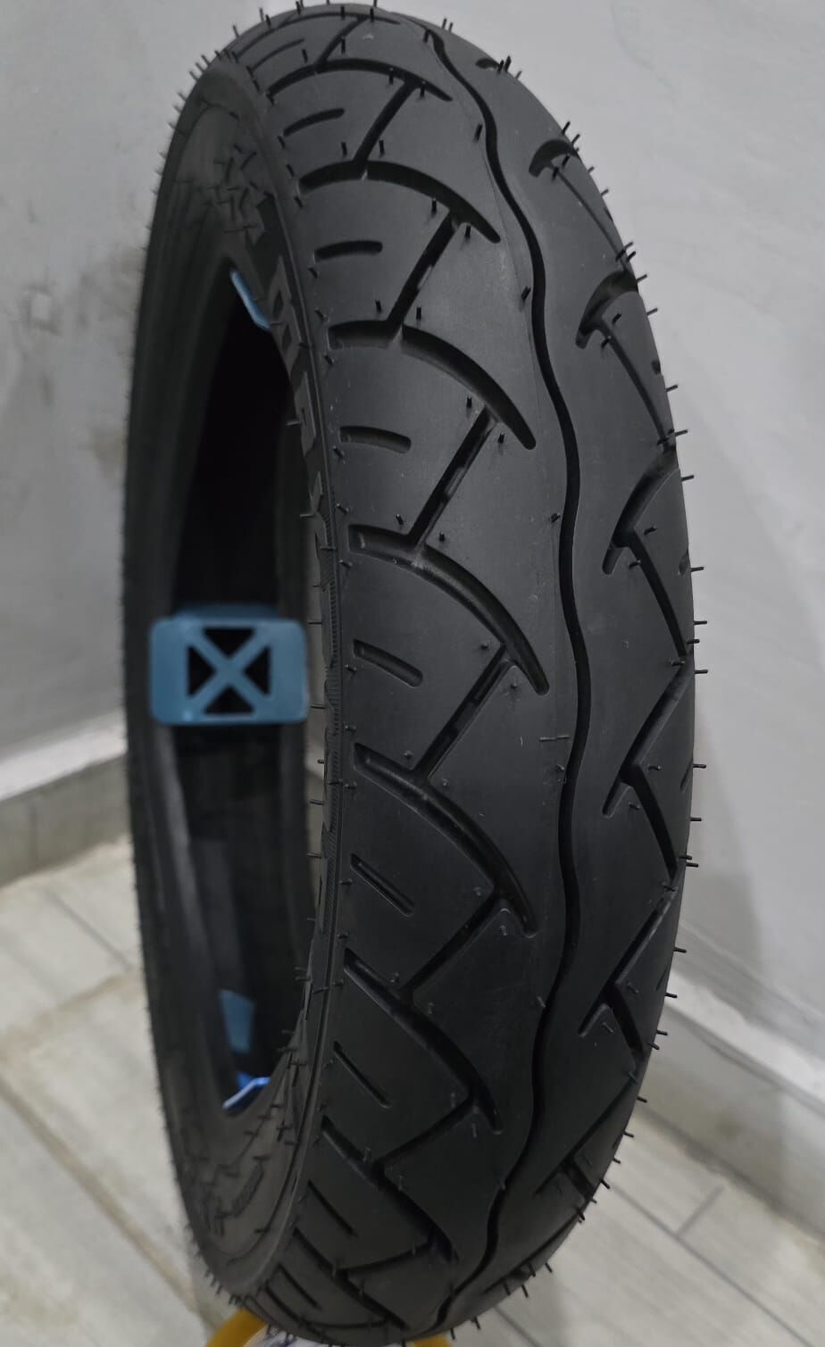 90/90-12 TUBELESS MAXRIDE MOTORSİKLET LASTİK